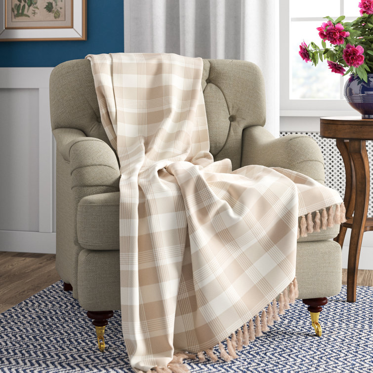 The Seasonal Aisle Roberts Throw & Reviews Wayfair.co.uk